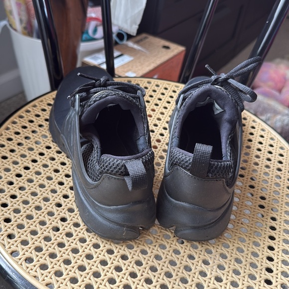 Nike Air Presto - Picture 3 of 5